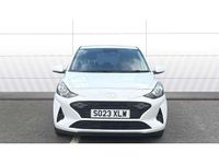 Used Hyundai i10 Advanced 67 HP (49 kW) 2023 White Hatchback