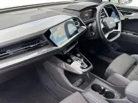 Used Audi Q4 e-tron S-Line 150 kW (204 HP) 2021 White SUV