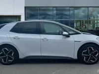 Used VW ID.3 Pro 150 kW (204 HP) 2020 Glacier white metallic black Hatchback