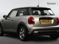 Begagnad Mini Cooper Classic 134 HK (98 kW) 2022 Silver Halvkombi
