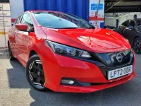 Usado Nissan Leaf Acenta 110 kW (150 HP) 2022 Vermelho Citadino