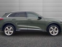 Used Audi Q5 S-Line 204 HP (150 kW) 2025 District green SUV