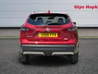 Used Nissan Qashqai N-Connecta 158 HP (116 kW) 2021 Red SUV