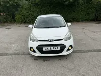 Used Hyundai i10 SE 67 HP (49 kW) 2014 White Hatchback