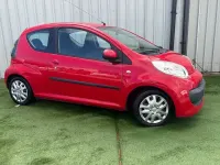 Used Citroën C1 67 HP (49 kW) 2008 Red Hatchback
