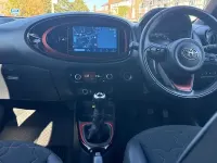 Used Toyota Aygo X 72 HP (52 kW) 2023 Red SUV