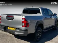 Usado Toyota HiLux 204 HP (150 kW) 2023 Pickup