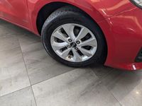Used Kia Rio 84 HP (61 kW) 2015 Red Hatchback