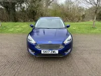 Usado Ford Focus Titanium X 125 HP (91 kW) 2017 Azul Citadino