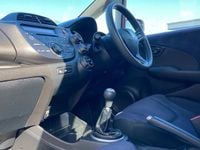 Used Honda Jazz S 90 HP (66 kW) 2015 Hatchback