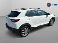 Used Kia Stonic 101 HP (74 kW) 2023 White SUV