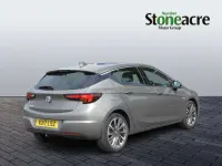 Begagnad Vauxhall Astra Elite 150 HK (110 kW) 2017 Grå Halvkombi