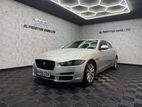 Begagnad Jaguar XE Prestige 2015 Silver Sedan