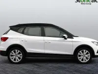 Used Seat Arona SE Technology 95 HP (69 kW) 2021 White SUV