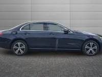 Używany Mercedes E220 194 KM (142 kW) 2021 Niebieski Sedan/Limuzyna