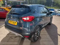 Used Renault Captur Signature 110 HP (80 kW) 2017 Blue/black SUV