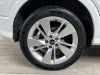 Used Audi Q2 S-Line 108 HP (79 kW) 2024 White SUV