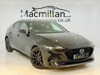 Usado Mazda 3 Inclusive 2021 Negro Utilitario