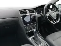 Used VW e-Golf 99 kW (135 HP) 2019 White Hatchback