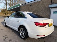 Begagnad Audi A4 Sport 150 HK (110 kW) 2016 Vit Sedan