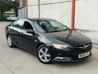 Second-hand Vauxhall Insignia SRi 2019 Negru Hatchback