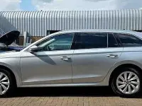 Używany Skoda Octavia SE L 147 KM (108 kW) 2025 Srebrny Kombi