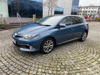 used Toyota Auris Hybrid 