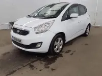 Used Kia Venga 125 HP (91 kW) 2013 White Hatchback