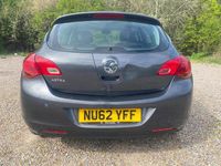Second-hand Vauxhall Astra Active 2012 Gri Hatchback
