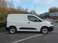 Second-hand Peugeot Partner Premium 131 CP (96 kW) 2023 Alb Monovolum