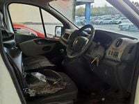 Used Renault Trafic Business 95 HP (69 kW) 2019 White MPV