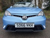 Used MG MG3 106 HP (77 kW) 2016 Blue Hatchback