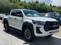 Used Toyota HiLux Sport 204 HP (150 kW) 2023 White Pickup
