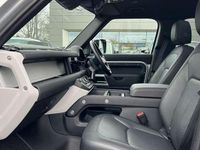 Używany Land Rover Defender SE Dynamic 404 KM (297 kW) 2024 Srebrny SUV