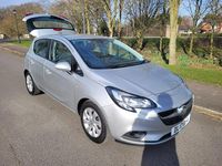 Second-hand Vauxhall Corsa Design Edition 2017 Argintiu Hatchback