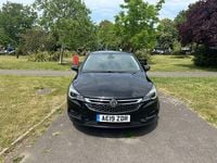 Second-hand Vauxhall Astra 148 CP (108 kW) 2019 Negru Hatchback