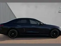 Usado Mercedes E300 Urban 313 HP (230 kW) 2025 Azul Sedan