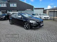 Used Volvo V40 R-Design 122 HP (89 kW) 2017 Black Hatchback