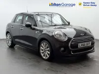 Używany Mini Cooper Hatch 136 KM (100 kW) 2016 Brązowy Hatchback