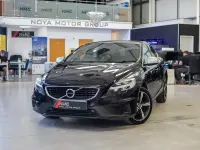 Used Volvo V40 R-Design 152 HP (111 kW) 2019 Hatchback