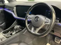 Used VW Touareg R-line 286 HP (210 kW) 2019 Blue SUV