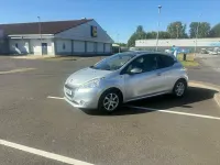 Used Peugeot 208 Style 2015 Silver Hatchback