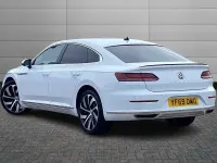 Used VW Arteon R-line 190 HP (139 kW) 2019 Pure white Hatchback