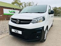 Used Vauxhall Vivaro 100 HP (73 kW) 2020 White MPV