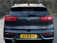 Used Kia Niro 141 HP (103 kW) 2019 Grey SUV