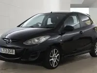 Begagnad Mazda 2 2013 Svart Halvkombi