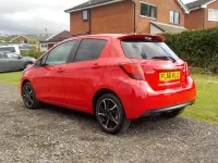 Used Toyota Yaris Design 99 HP (72 kW) 2016 Red Hatchback