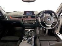 Used BMW 118 Sport Line 136 HP (100 kW) 2018 White Hatchback