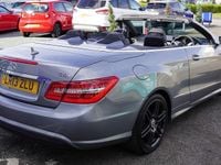 Begagnad Mercedes E220 170 HK (125 kW) 2013 Silver Cab