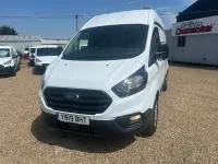Used Ford Transit Custom 105 HP (77 kW) 2019 White Van